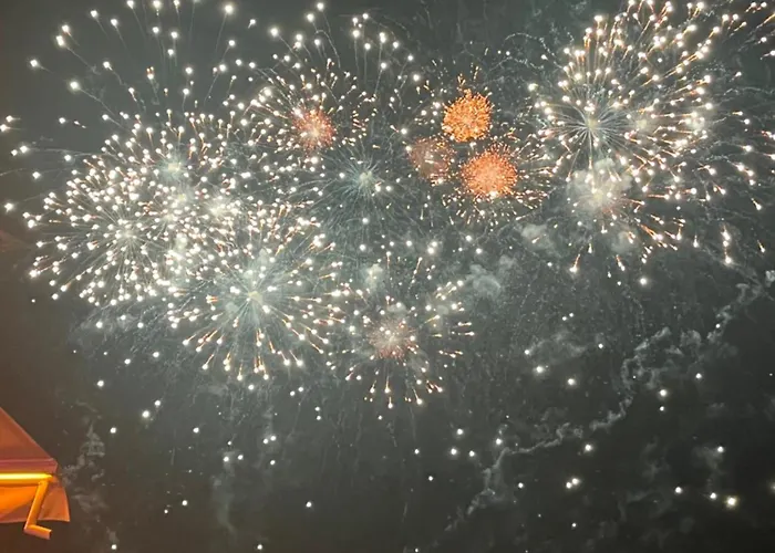 Beautiful Small With Maggiore View Apartment *