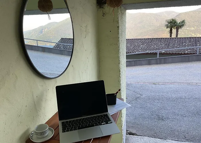 Beautiful Small With Maggiore View Apartment