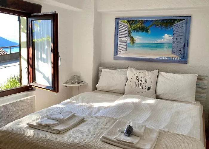 Beautiful Small With Maggiore View Apartment Brissago